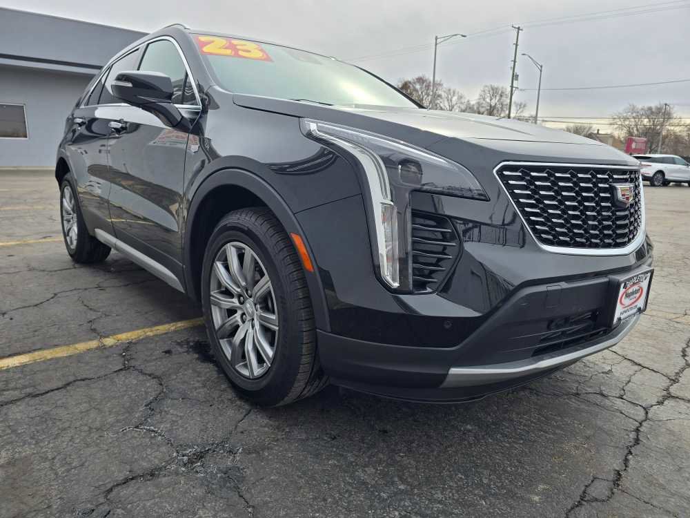 Used 2023 Cadillac XT4 Premium Luxury image 6