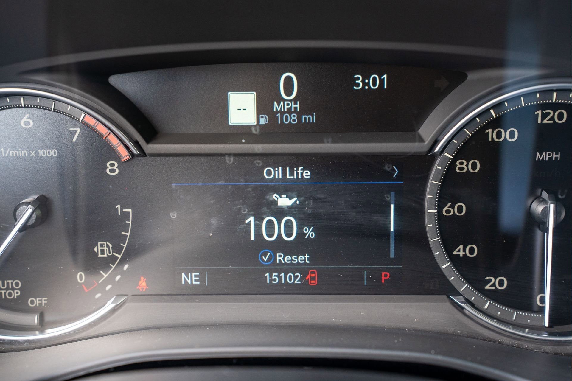 Used 2025 Cadillac XT5 Premium Luxury image 36