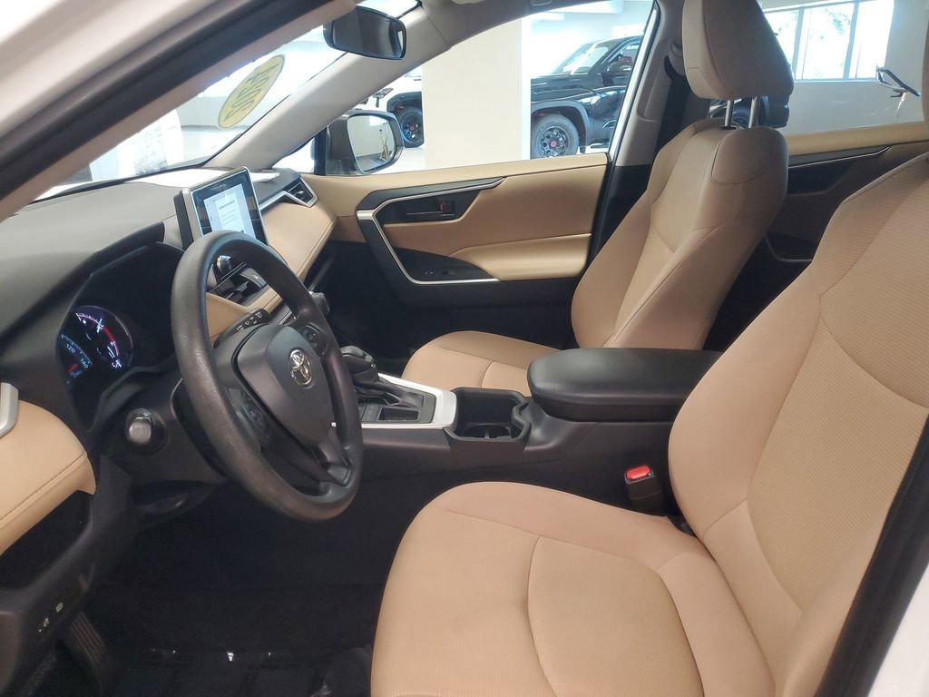 Used 2024 Toyota RAV4 LE image 14