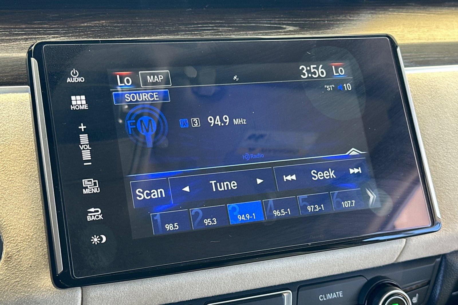 Used 2020 Honda Clarity Touring image 17