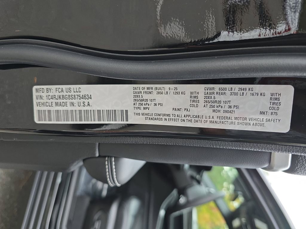 New 2025 Jeep Grand Cherokee L Limited AWD/4WD image 37