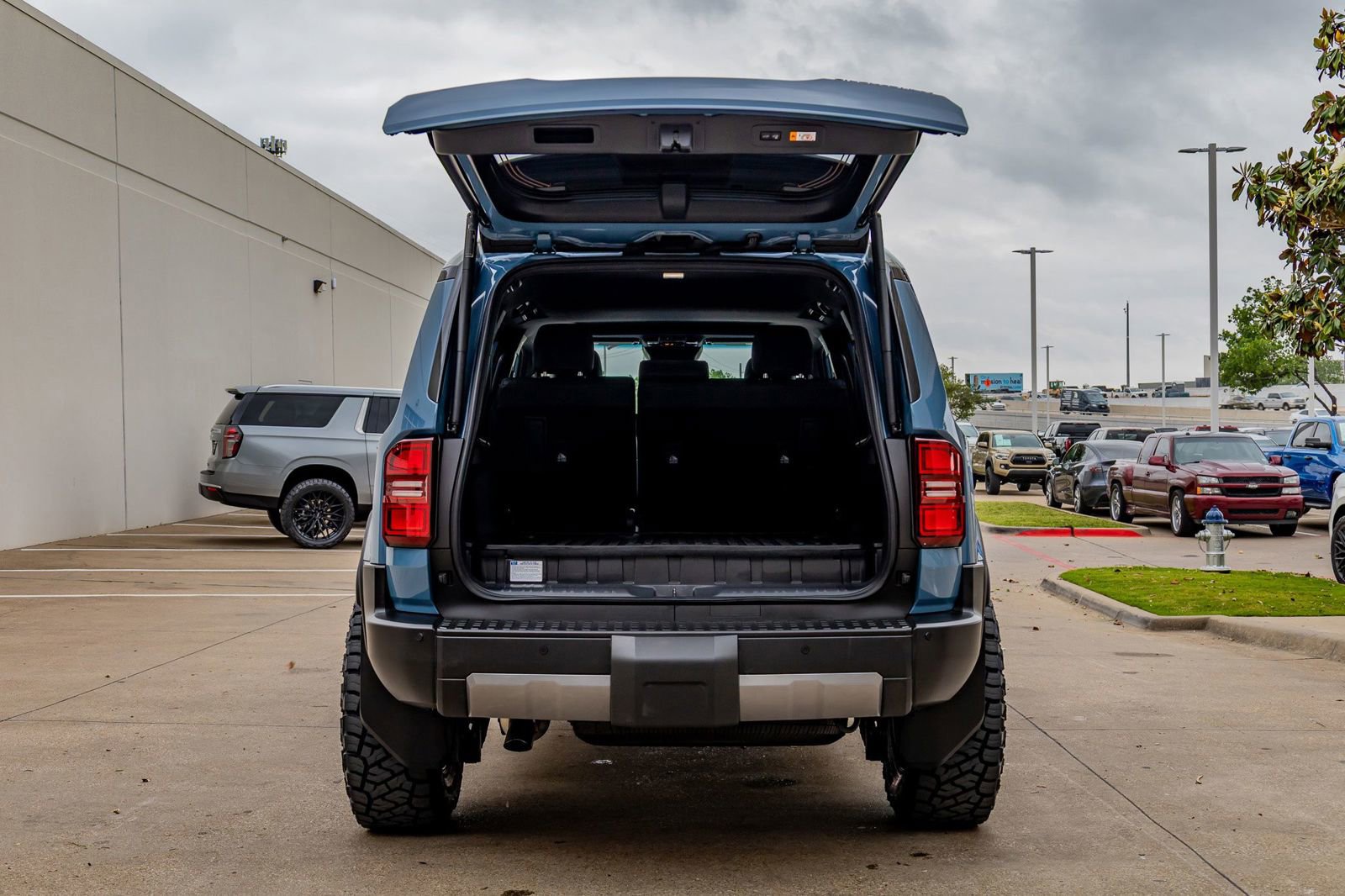 Used 2025 Toyota Land Cruiser w/ Premium Package image 9