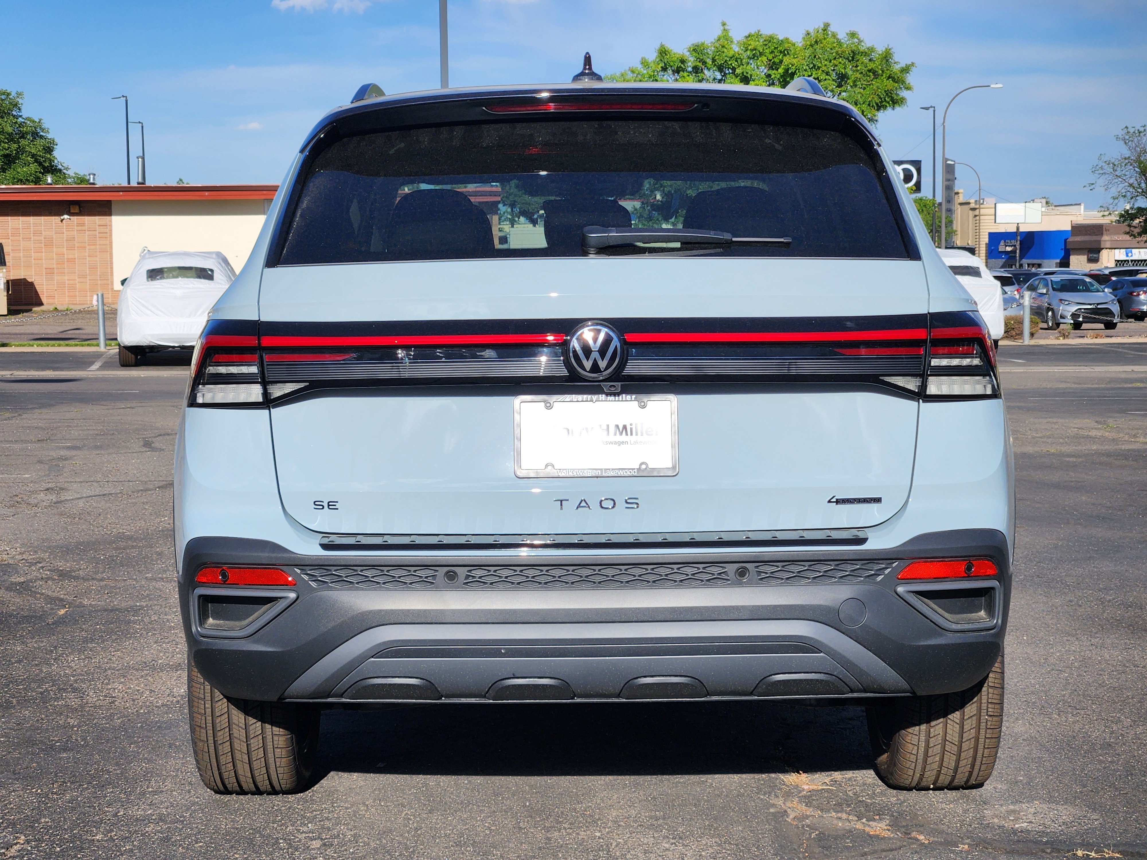 New 2026 Volkswagen Taos SE AWD/4WD image 5