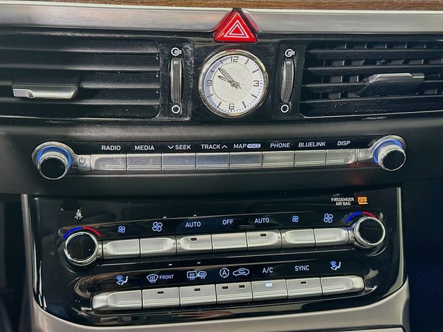 Used 2017 Genesis G90 3.3T Premium image 16