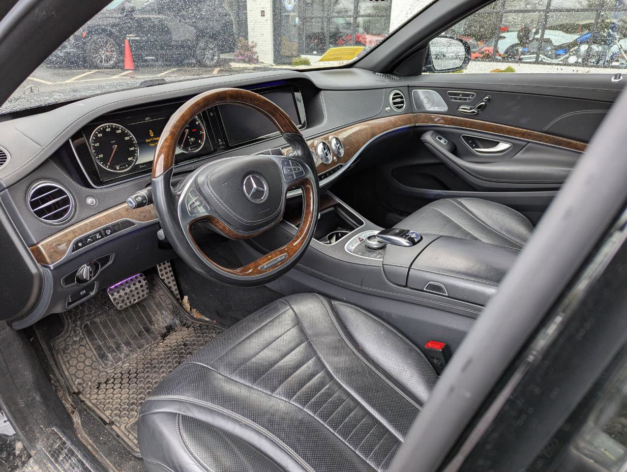 Used 2016 Mercedes-Benz S 550 4MATIC Sedan image 3