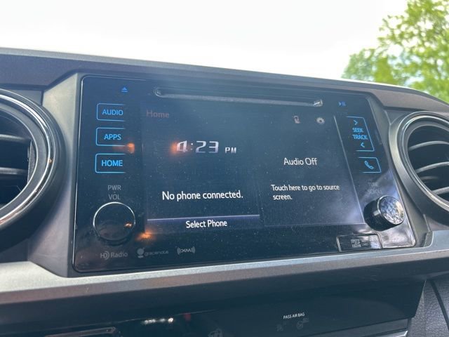Used 2018 Toyota Tacoma TRD Sport AWD/4WD image 34