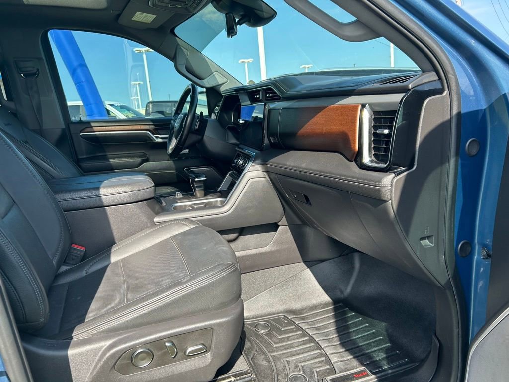 Used 2024 GMC Sierra 1500 Denali w/ Denali Reserve Package AWD/4WD image 3