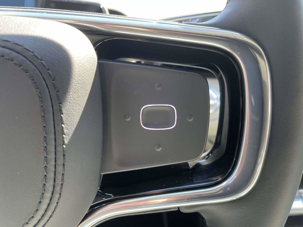 New 2026 Lincoln Nautilus Premier image 23