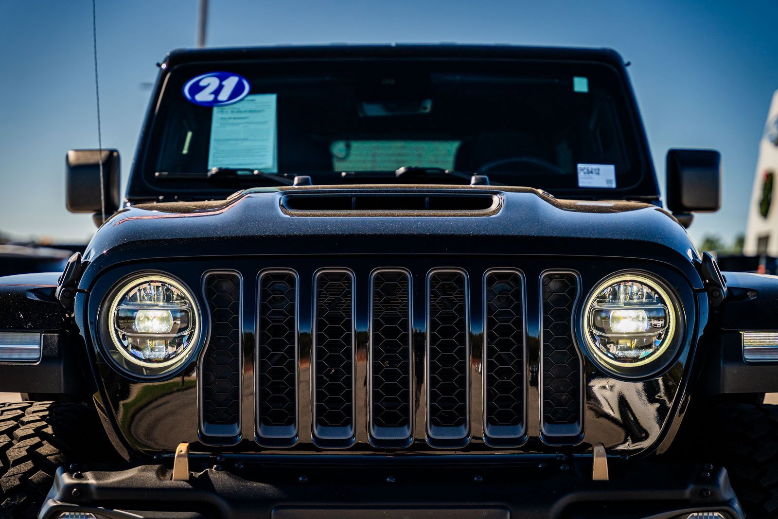 Used 2021 Jeep Wrangler Unlimited Rubicon image 3