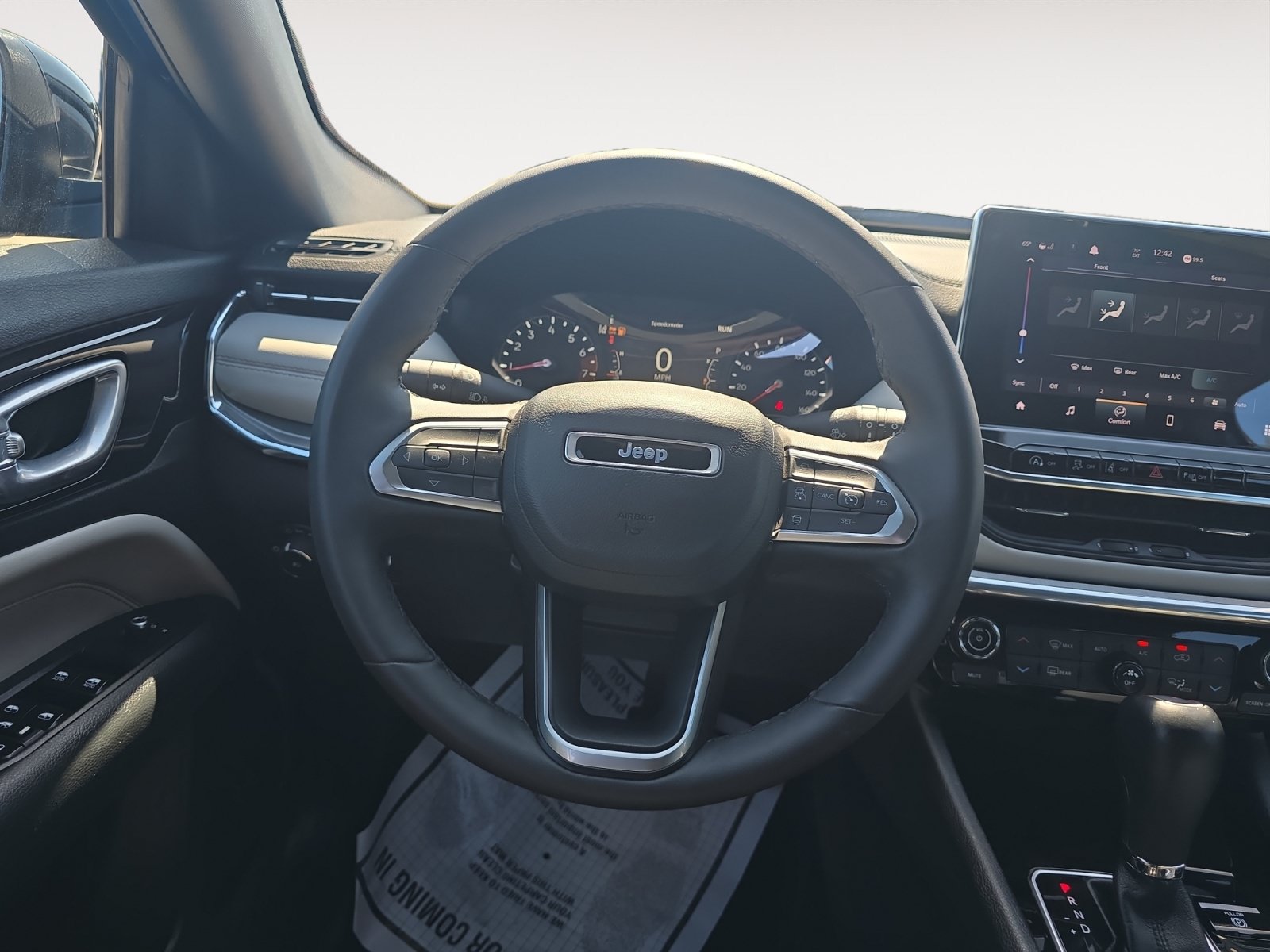 Certified 2023 Jeep Compass Limited AWD/4WD image 13