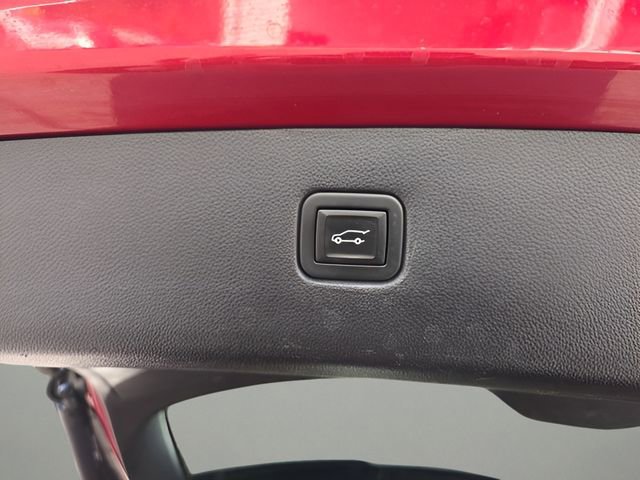 Used 2020 Chevrolet Blazer Premier image 24