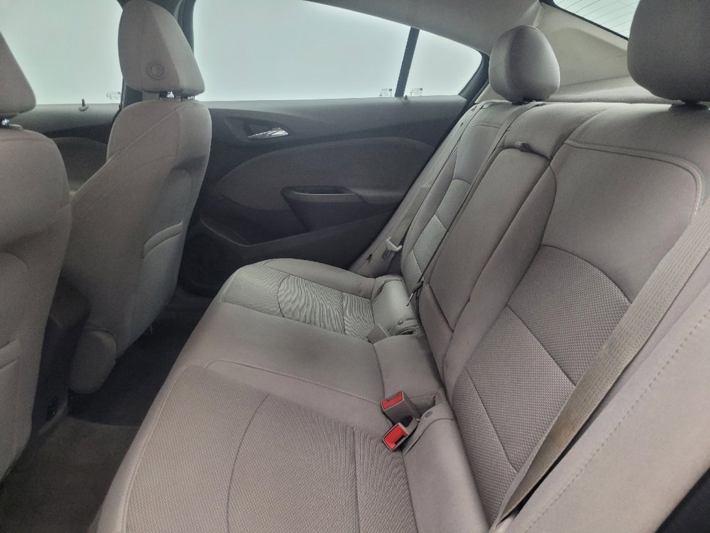 Used 2017 Chevrolet Cruze LT w/ Convenience Package FWD image 18