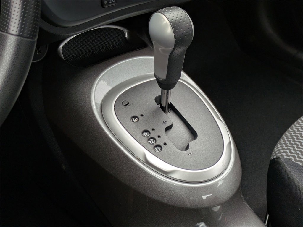 Used 2017 Nissan Juke S image 22