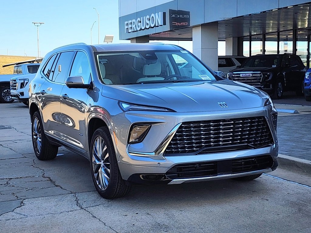 New 2026 Buick Enclave Avenir w/ Super Cruise Package image 2