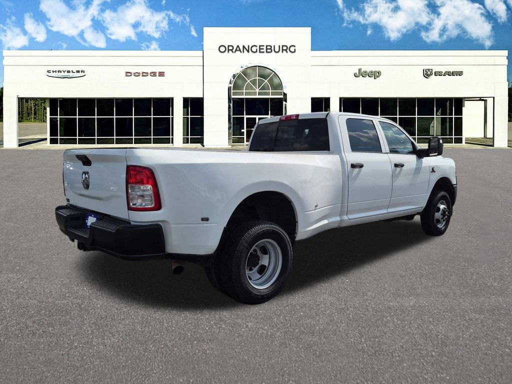 Used 2023 RAM 3500 Tradesman AWD/4WD image 9