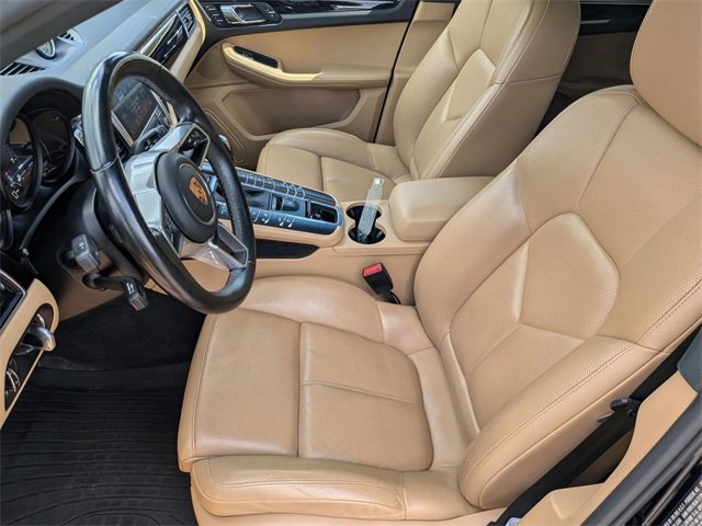 Used 2018 Porsche Macan image 14