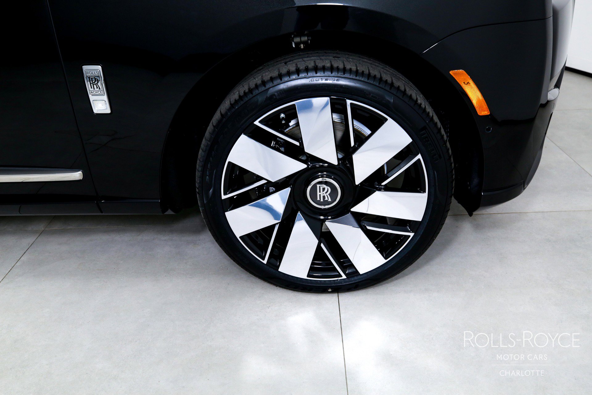 New 2026 Rolls-Royce Cullinan image 45
