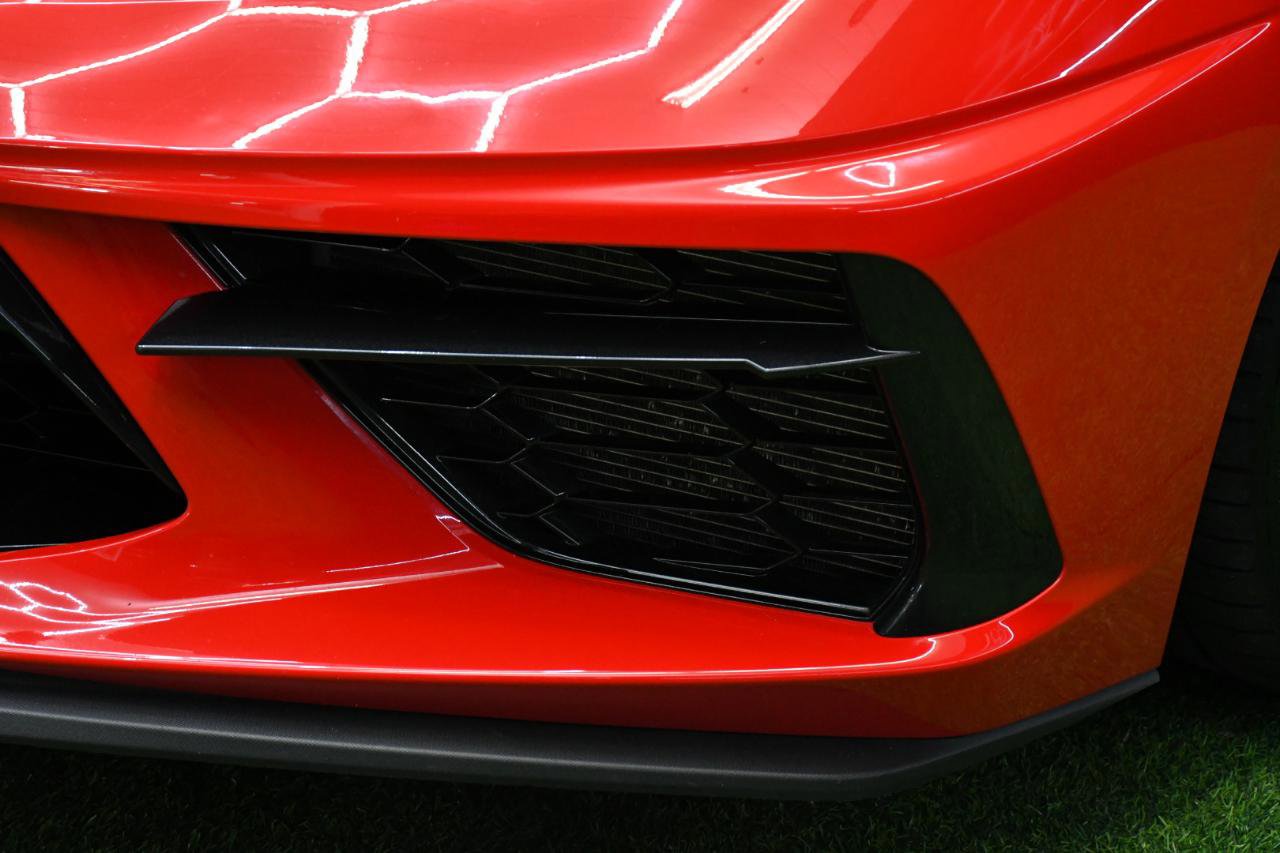 Used 2020 Chevrolet Corvette Stingray Premium Cpe w/ 3LT Preferred Equipment Group image 16