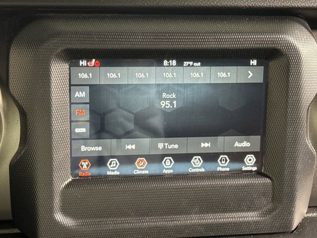 Used 2023 Jeep Wrangler Unlimited w/ Cold Weather Group image 25