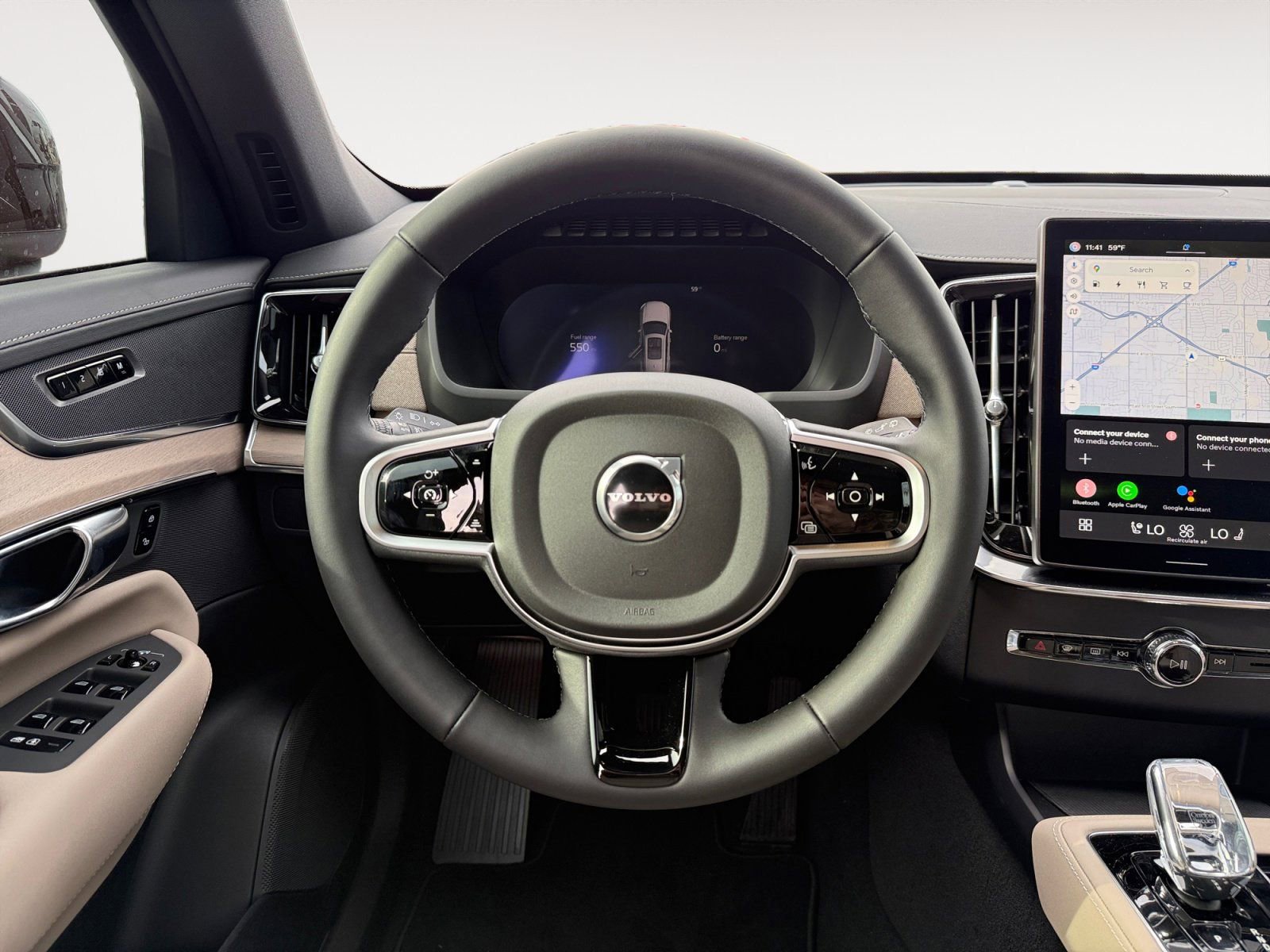 New 2025 Volvo XC90 T8 Core image 12