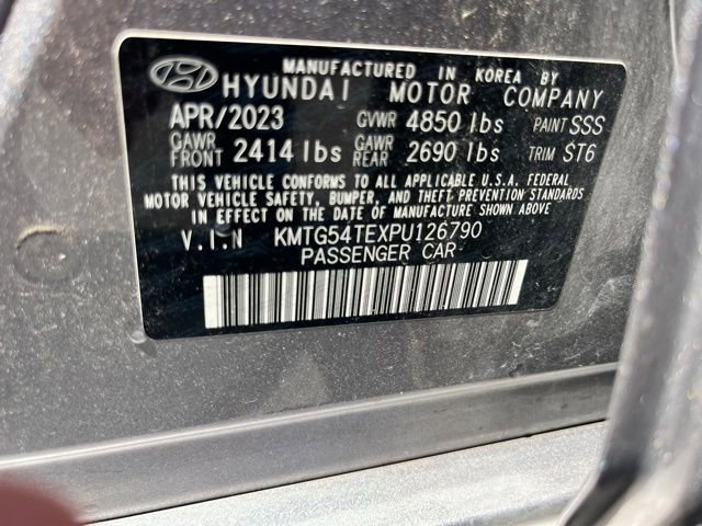 Used 2023 Genesis G70 3.3T w/ Sport Prestige Package RWD image 14