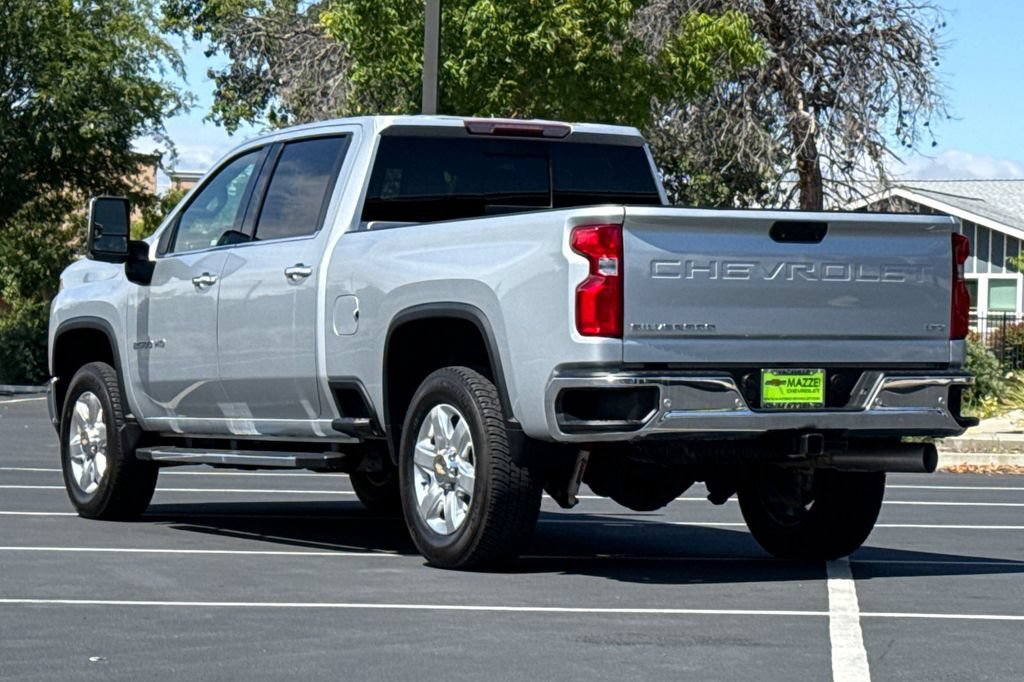Used 2022 Chevrolet Silverado 2500 LTZ w/ LTZ Plus Package AWD/4WD image 3