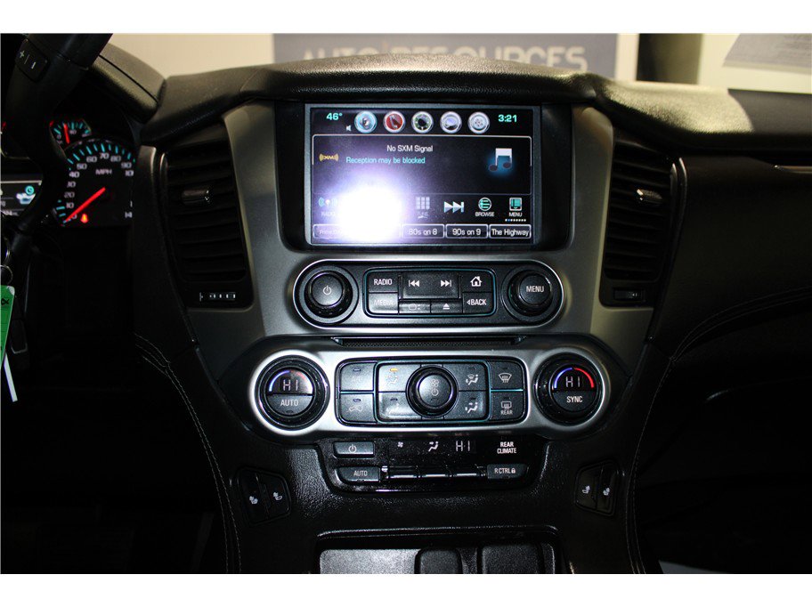 Used 2016 Chevrolet Suburban LT image 37