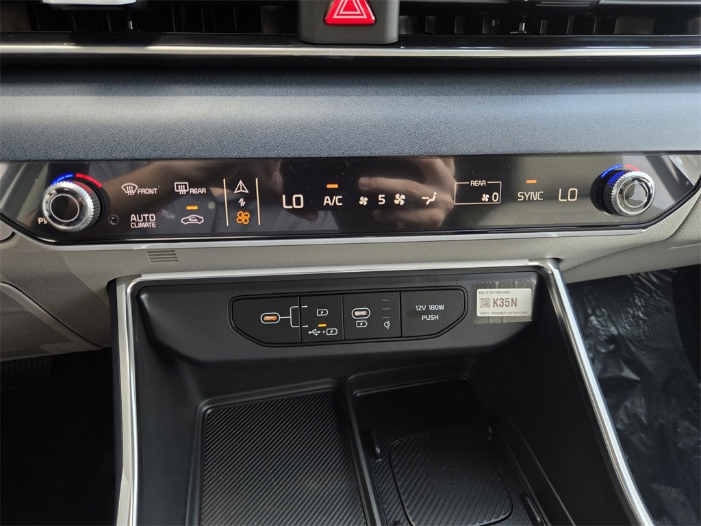 New 2026 Kia Carnival SX image 14