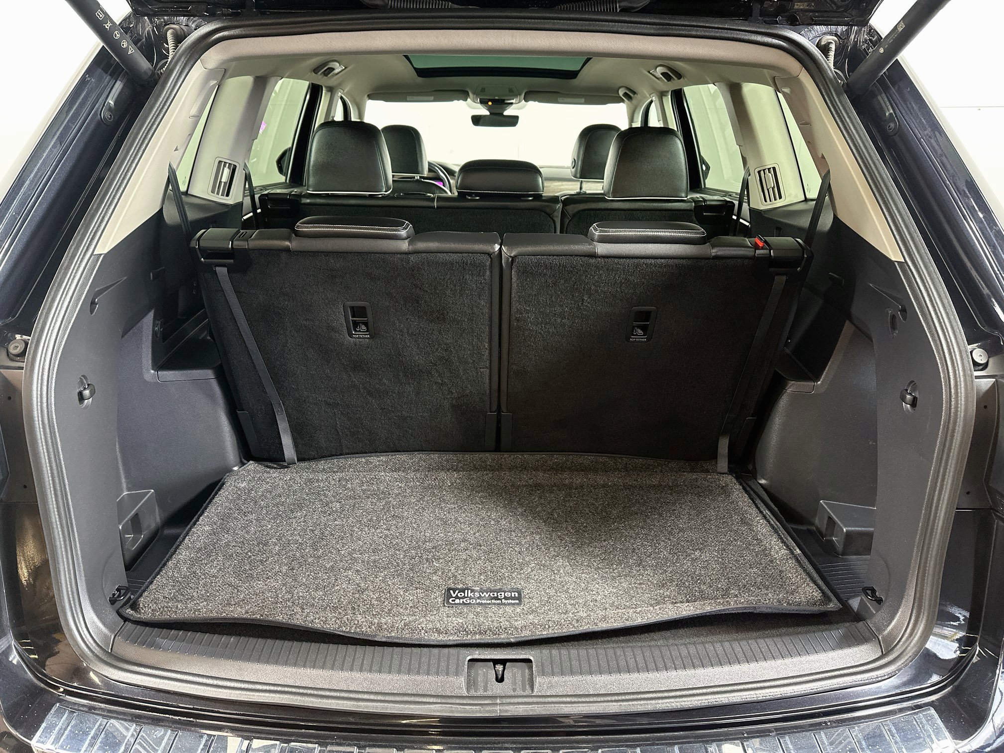 Used 2024 Volkswagen Atlas SEL Premium R-Line AWD/4WD image 27