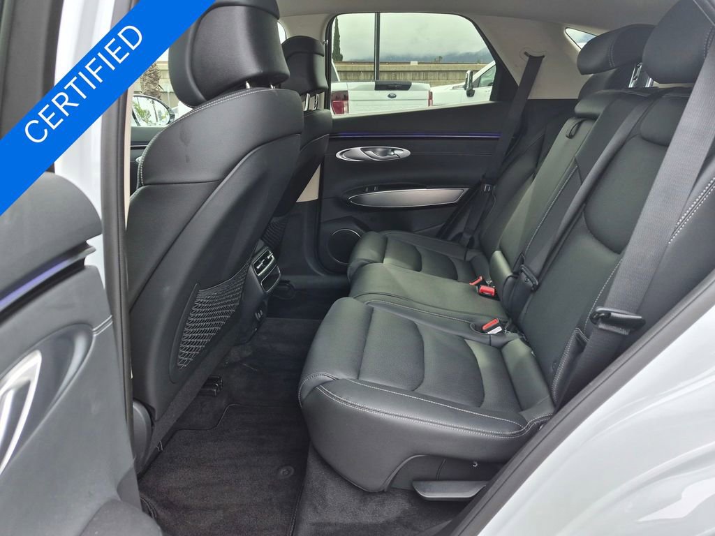 Used 2026 Genesis GV70 2.5T Select image 21