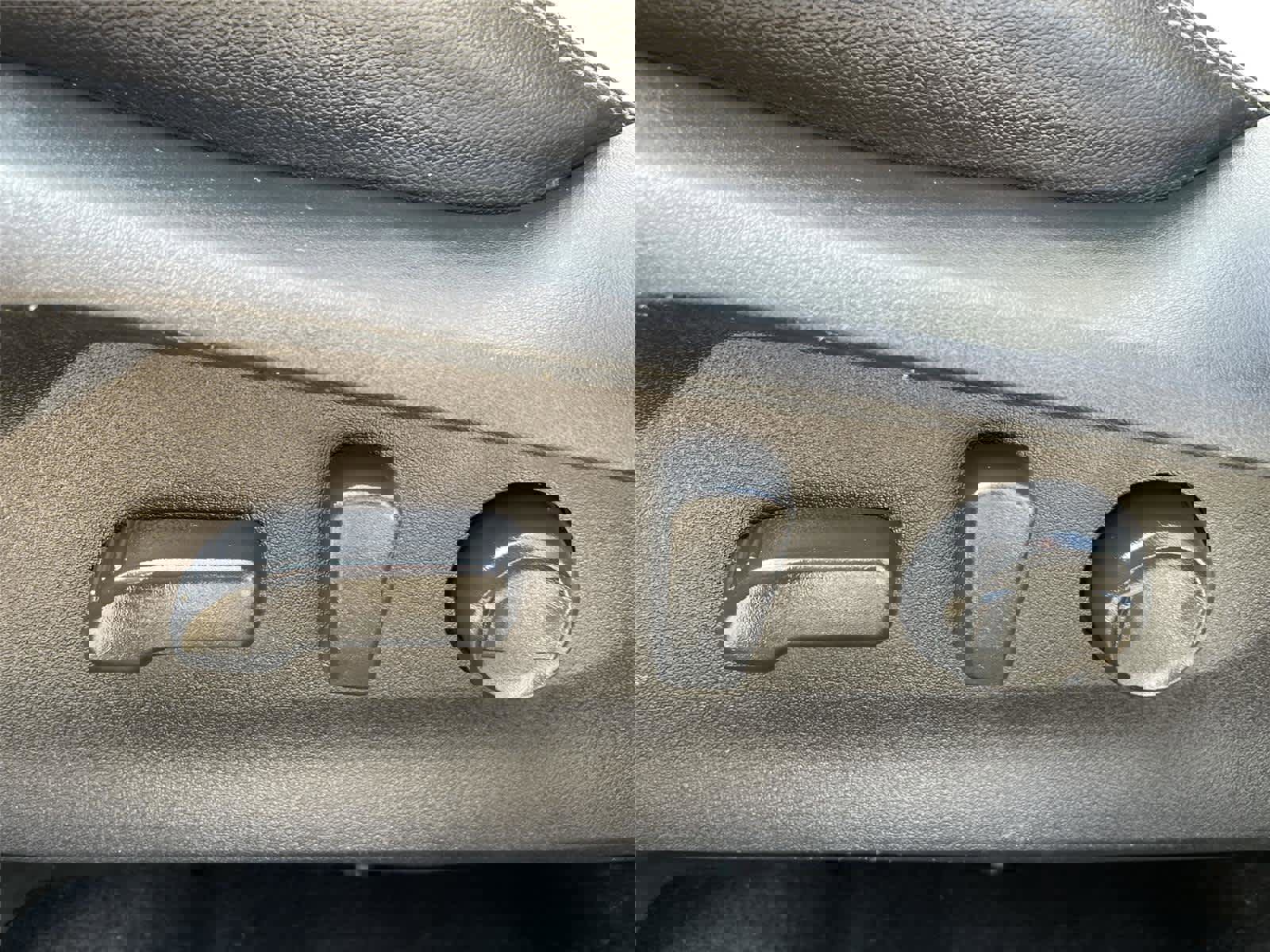 Used 2020 Subaru Forester Limited w/ Popular Package #3 AWD/4WD image 13