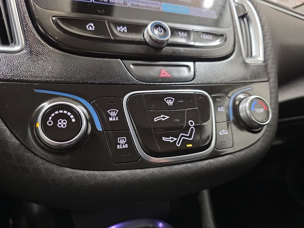 Used 2018 Chevrolet Malibu LT FWD image 53