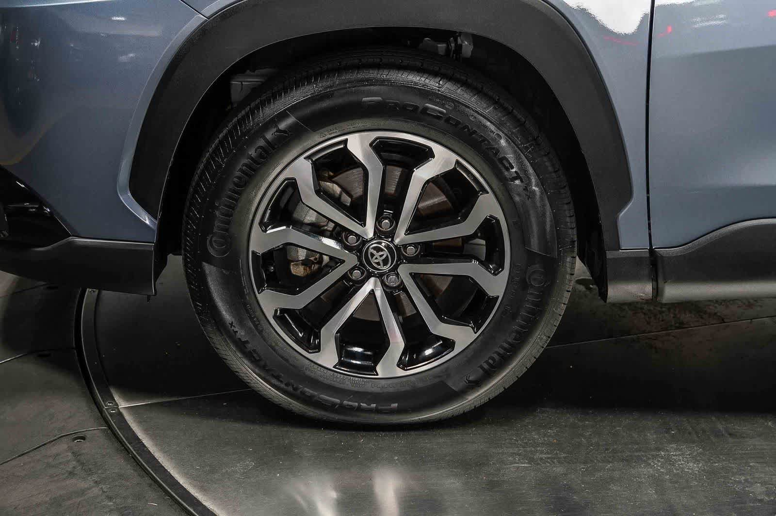 Certified 2024 Toyota Corolla Cross AWD Hybrid image 10