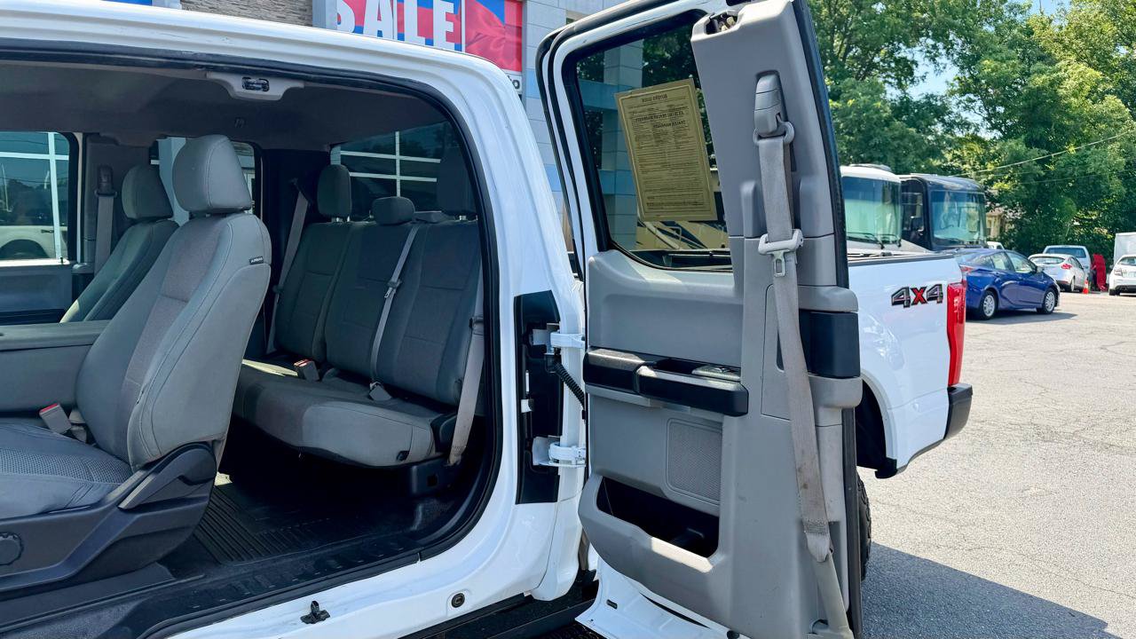 Used 2019 Ford F250 XL w/ Power Equipment Group AWD/4WD image 15
