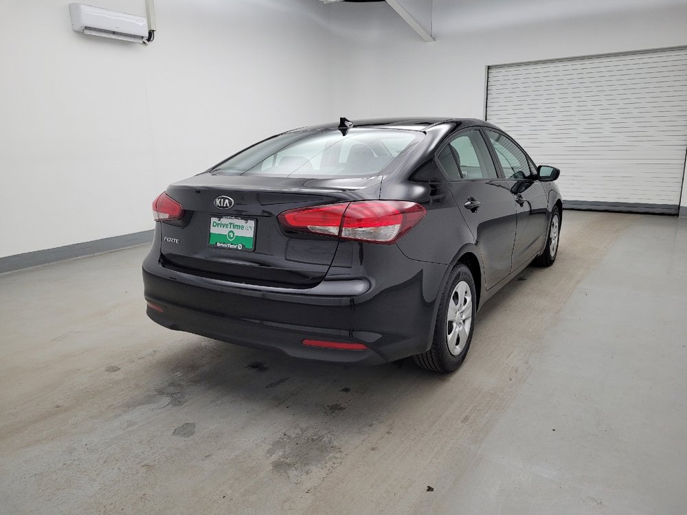 Used 2017 Kia Forte LX image 9