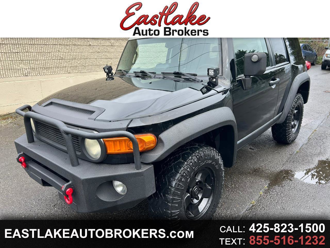Used 2010 Toyota FJ Cruiser 4WD AT image 1