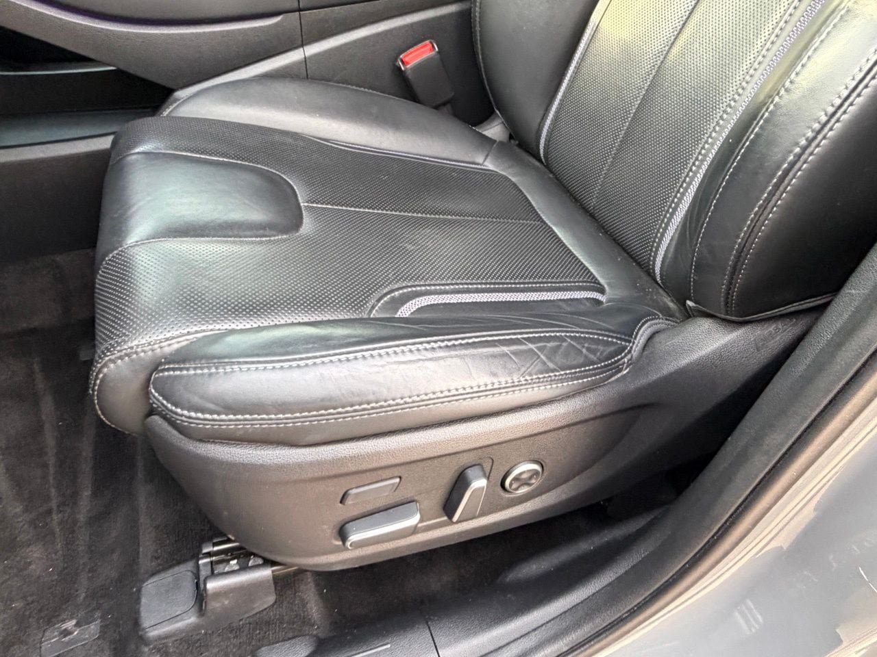 Used 2021 Hyundai Santa Fe Calligraphy w/ Cargo Package FWD image 28