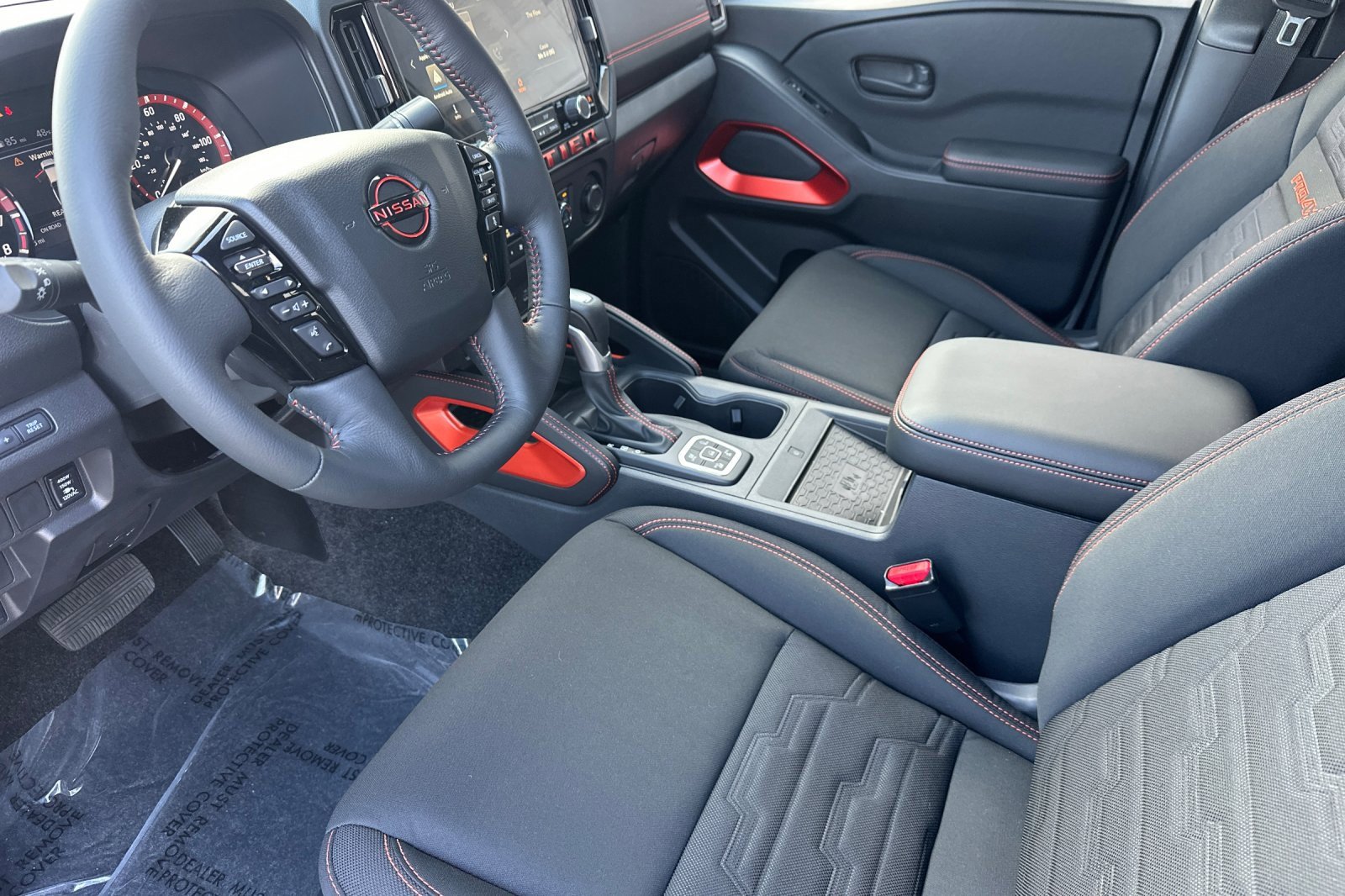 New 2026 Nissan Frontier PRO-4X w/ Pro-4x Convenience Package image 10