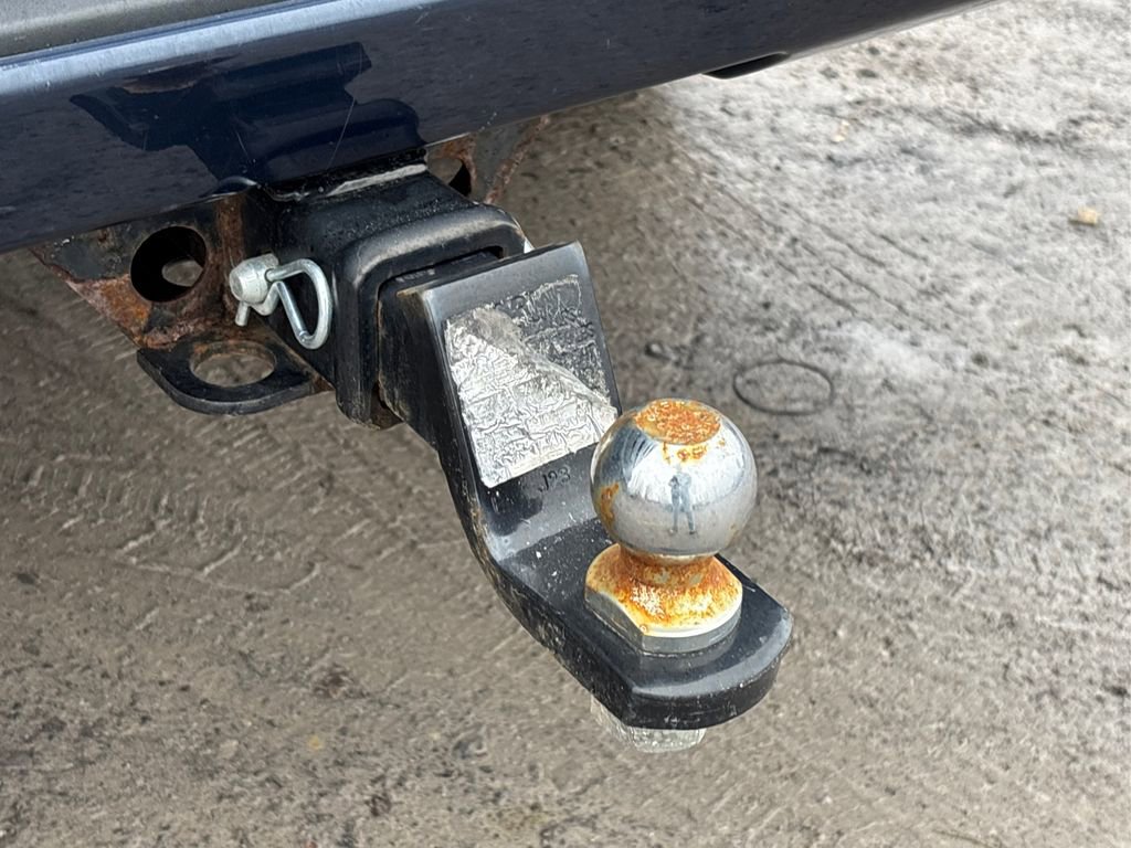 Used 2021 Chevrolet Silverado 1500 Custom image 12