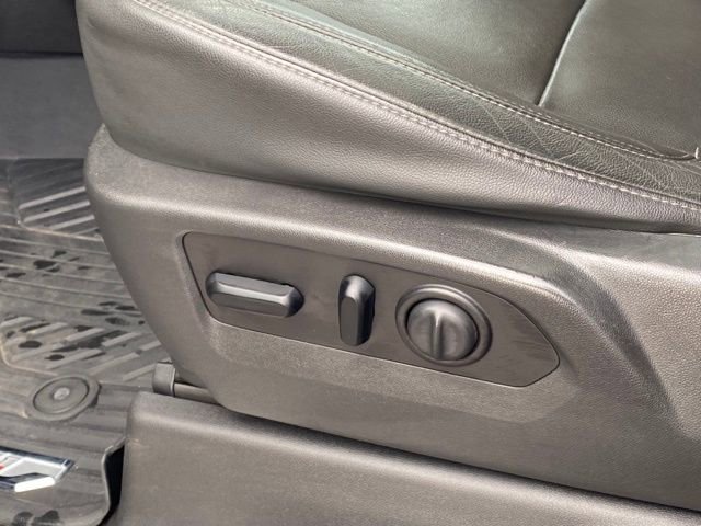 Used 2020 Chevrolet Silverado 1500 LT Trail Boss image 31