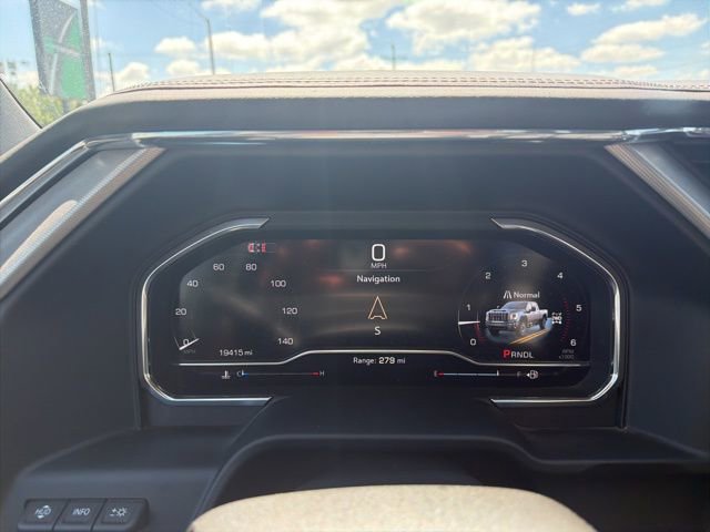 Used 2024 GMC Sierra 2500 Denali w/ Denali Reserve Package AWD/4WD image 19