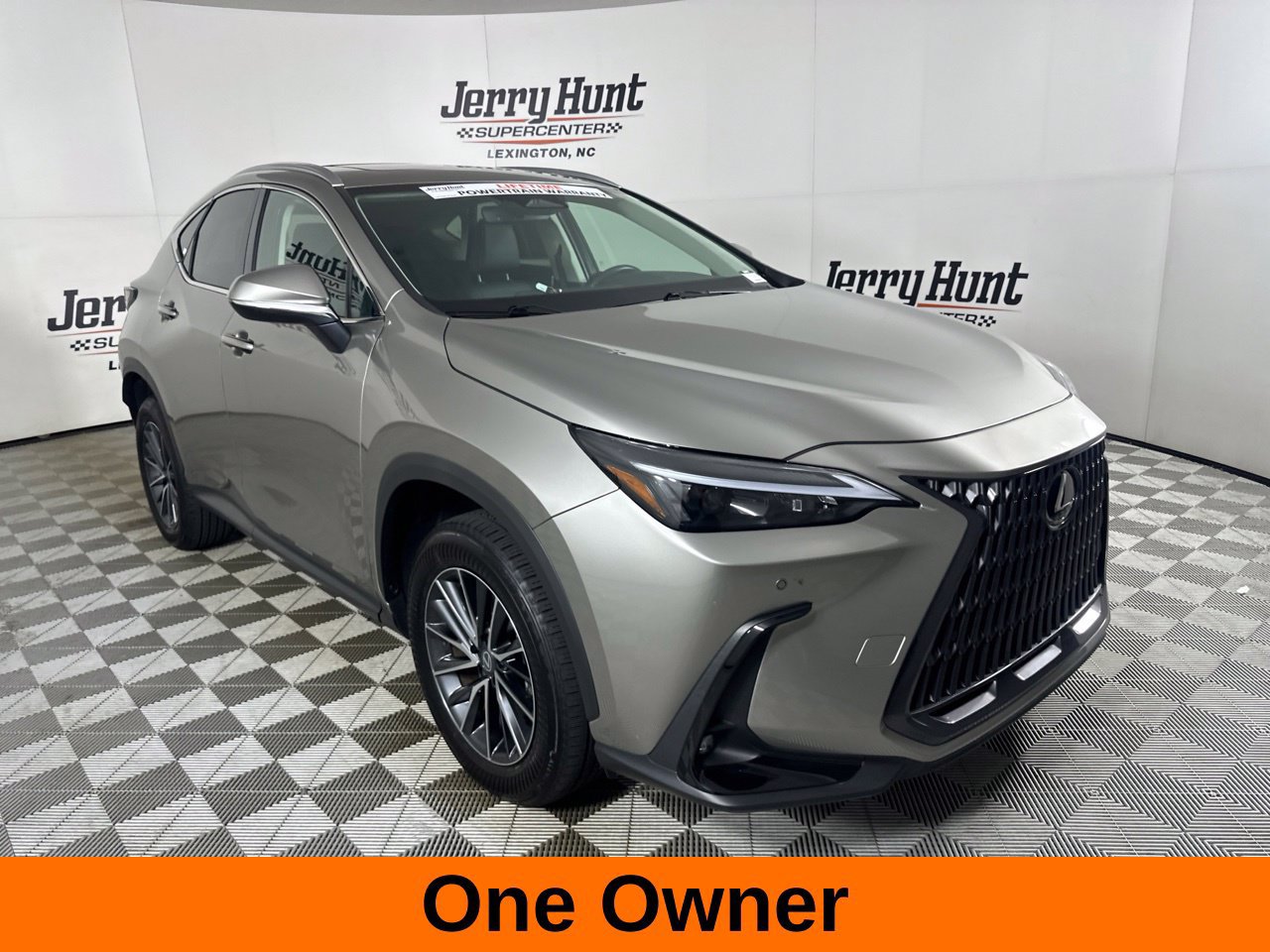 Used 2026 Lexus NX 350 AWD w/ Accessory Package (Z1) image 4