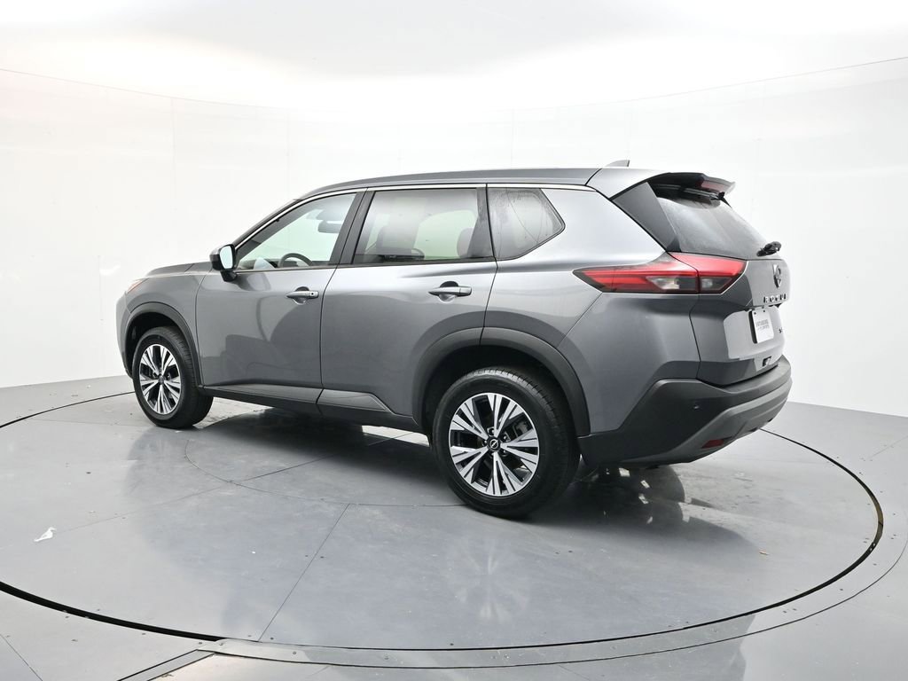 Used 2023 Nissan Rogue SV image 5