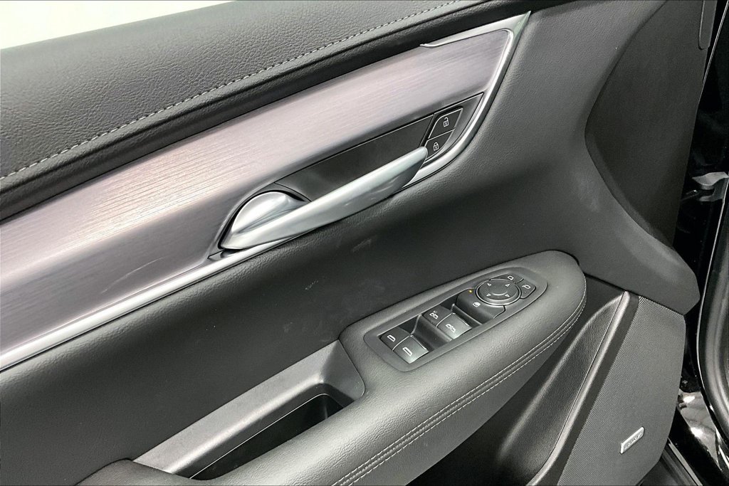 New 2026 Cadillac XT5 Luxury w/ LPO, Floor Liner Package FWD image 19