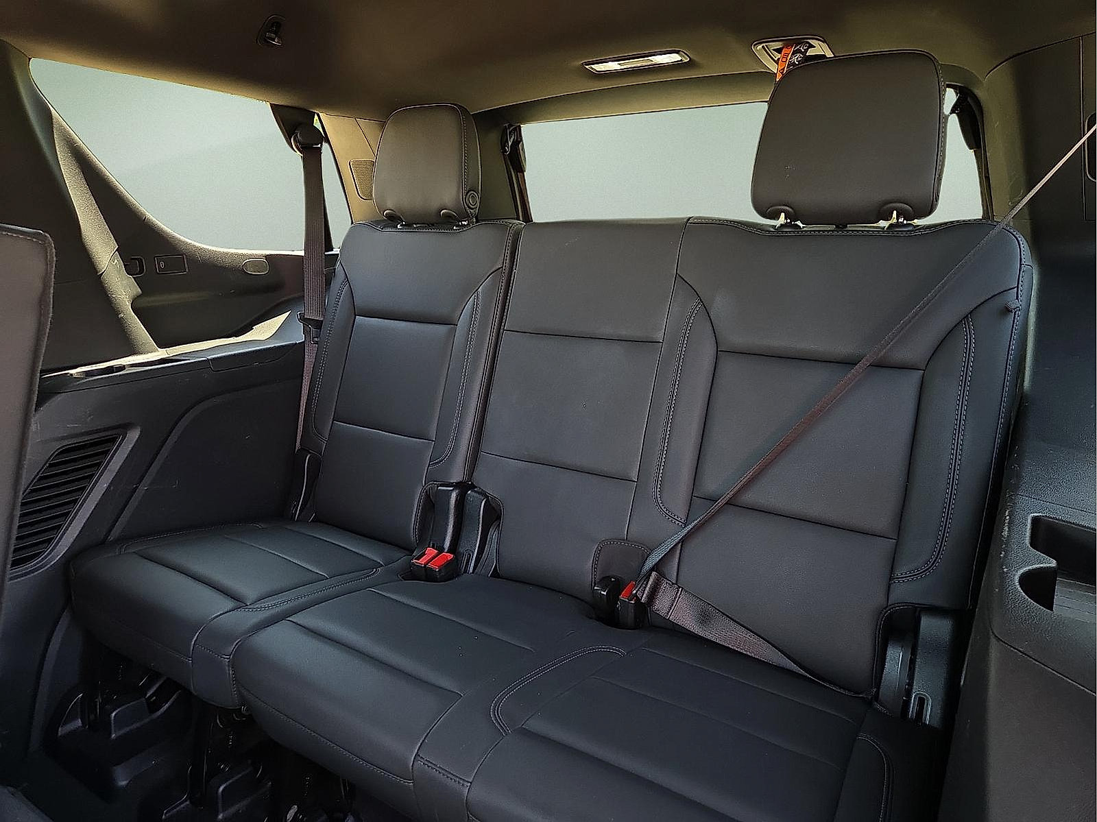 Used 2025 Chevrolet Tahoe LT AWD/4WD image 10