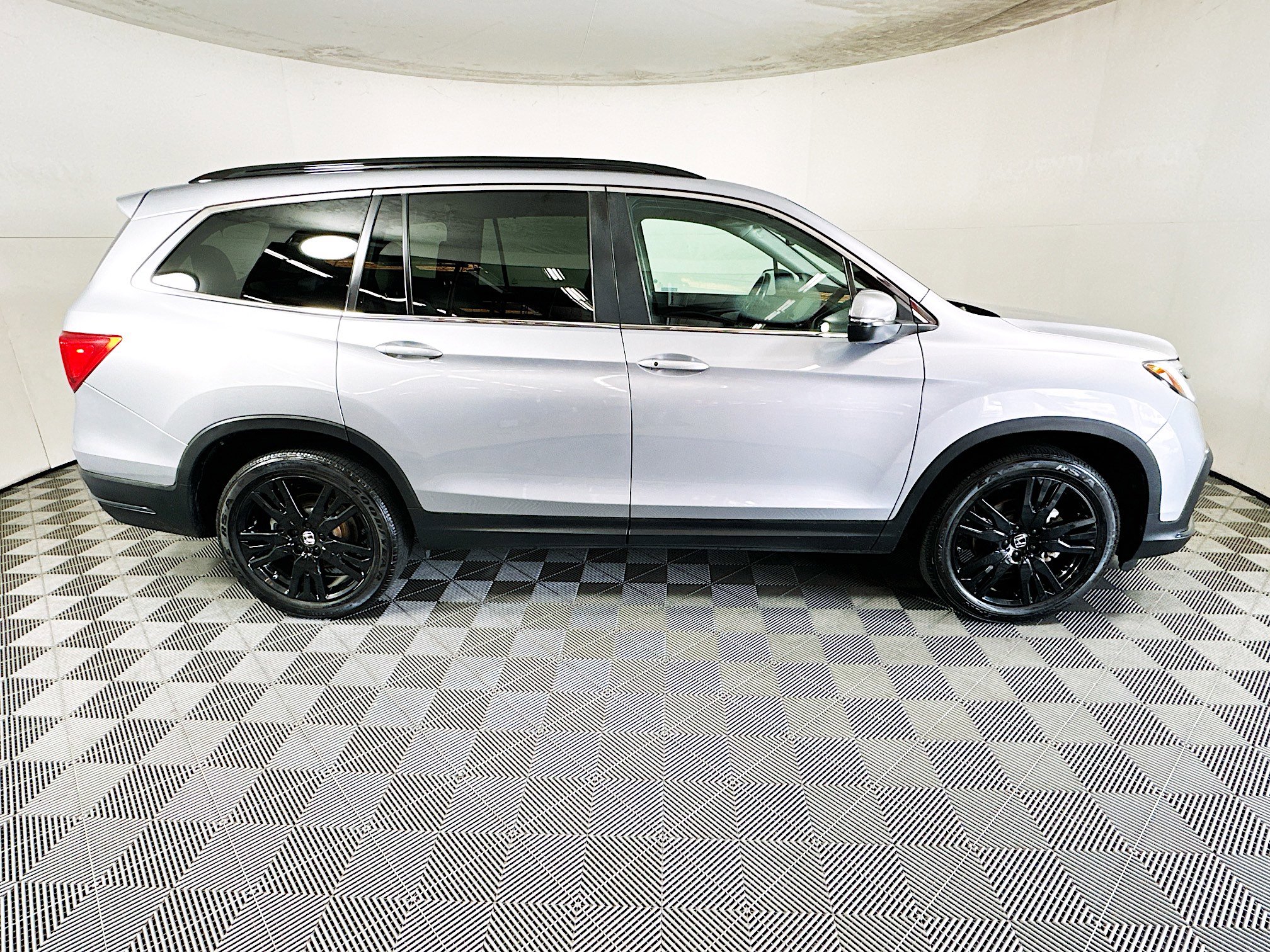 Used 2021 Honda Pilot Special Edition image 2