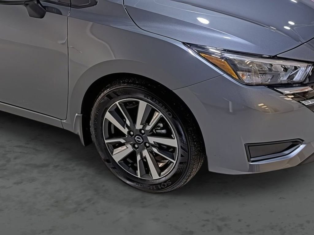 Used 2025 Nissan Versa SV w/ Trunk Package image 15