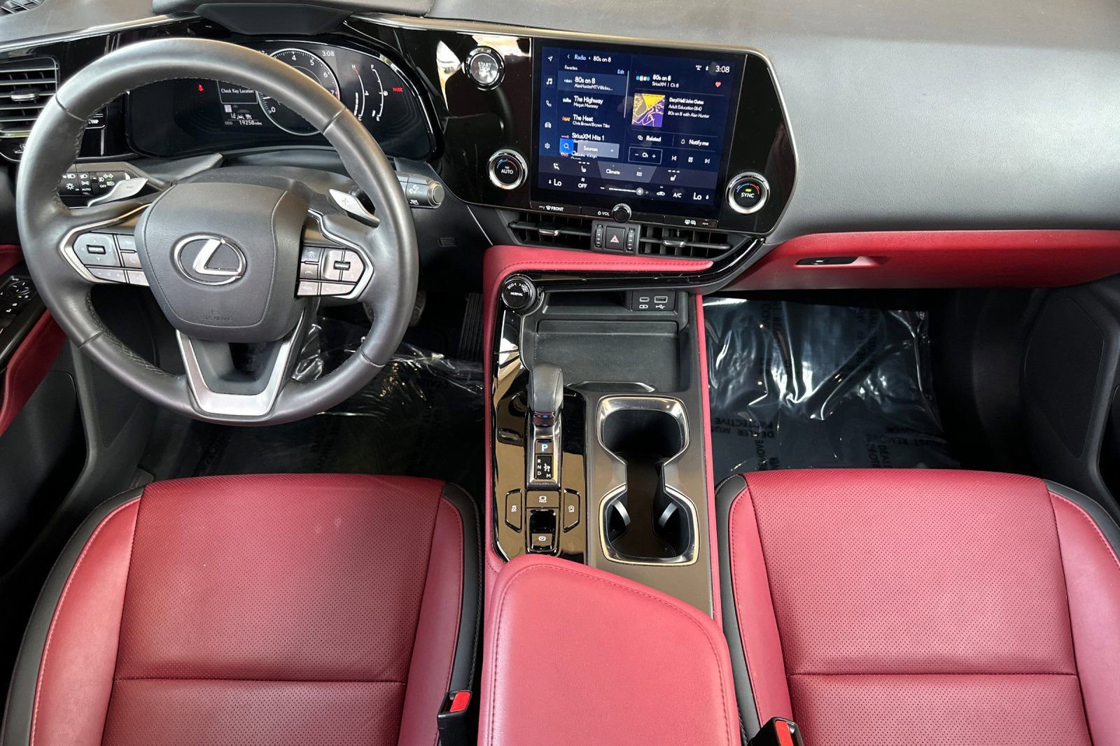 Used 2024 Lexus NX 250 FWD image 14