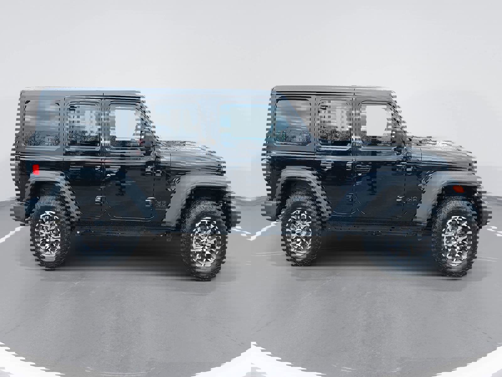 Used 2024 Jeep Wrangler Sport S image 4