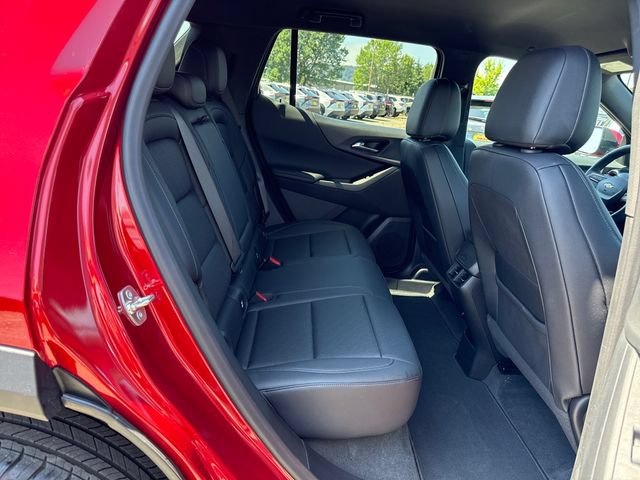 Used 2025 Chevrolet Equinox LT w/ Convenience Package II AWD/4WD image 18